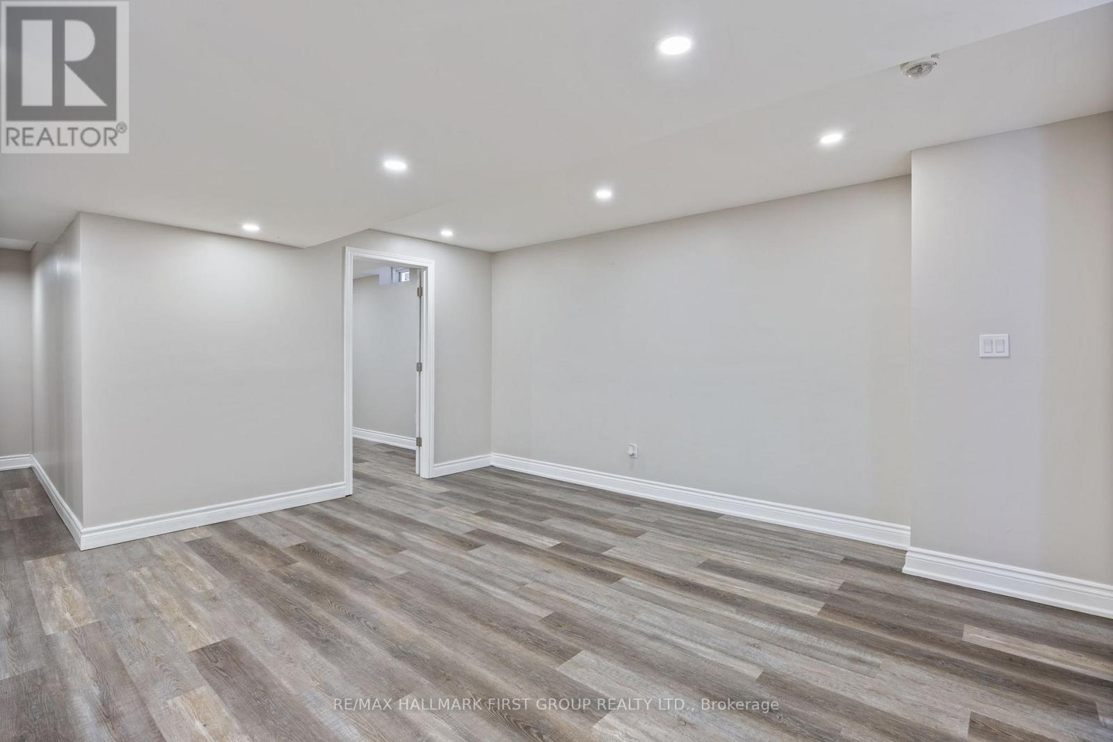 55 Buttonshaw Street, Clarington, ON - Indoor