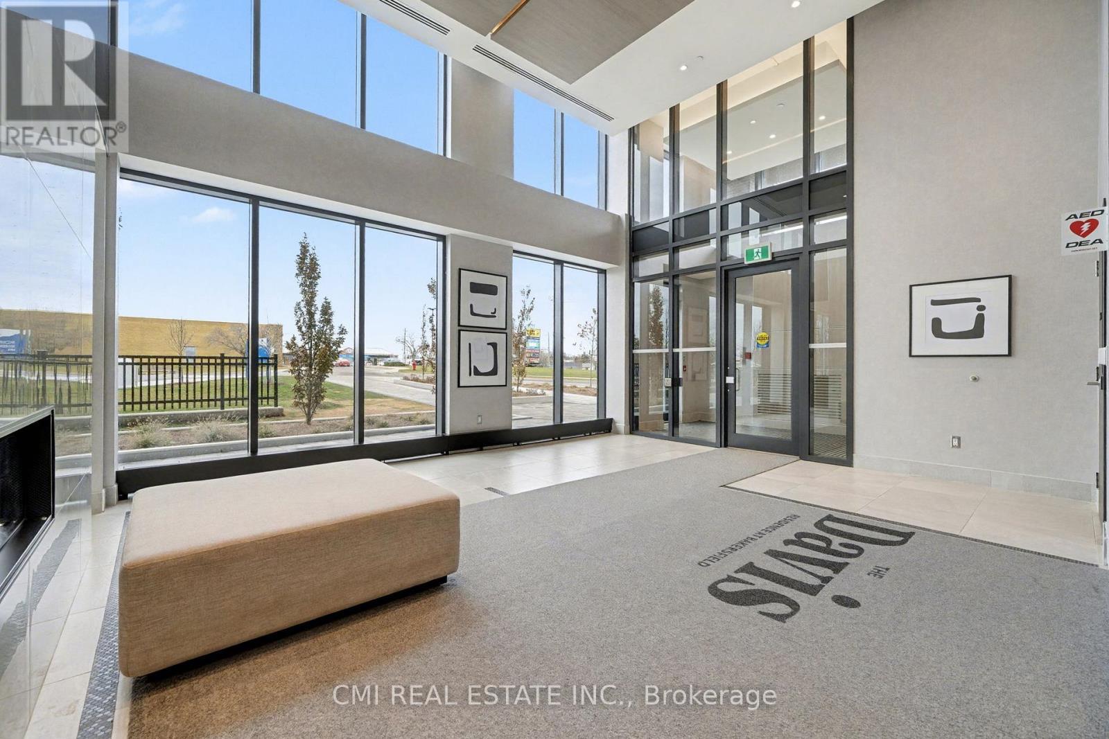 311 - 185 Deerfield Road N, Newmarket, ON - Indoor Photo Showing Other Room