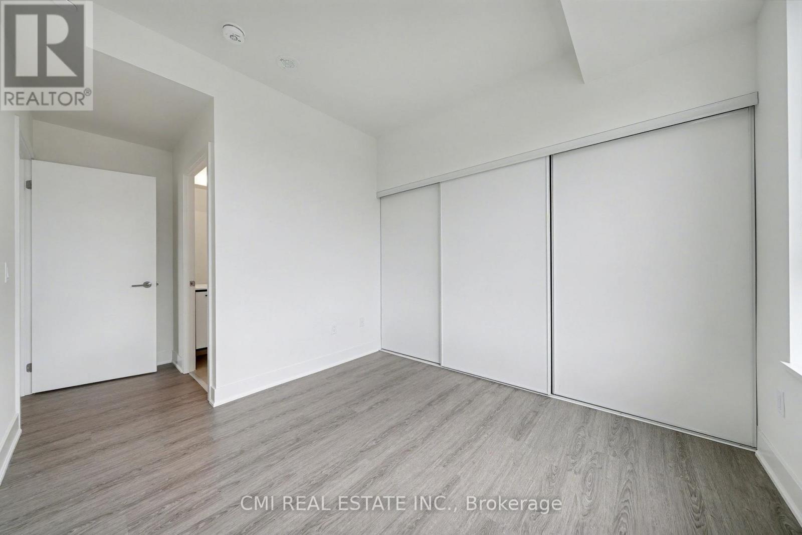 311 - 185 Deerfield Road N, Newmarket, ON - Indoor Photo Showing Other Room