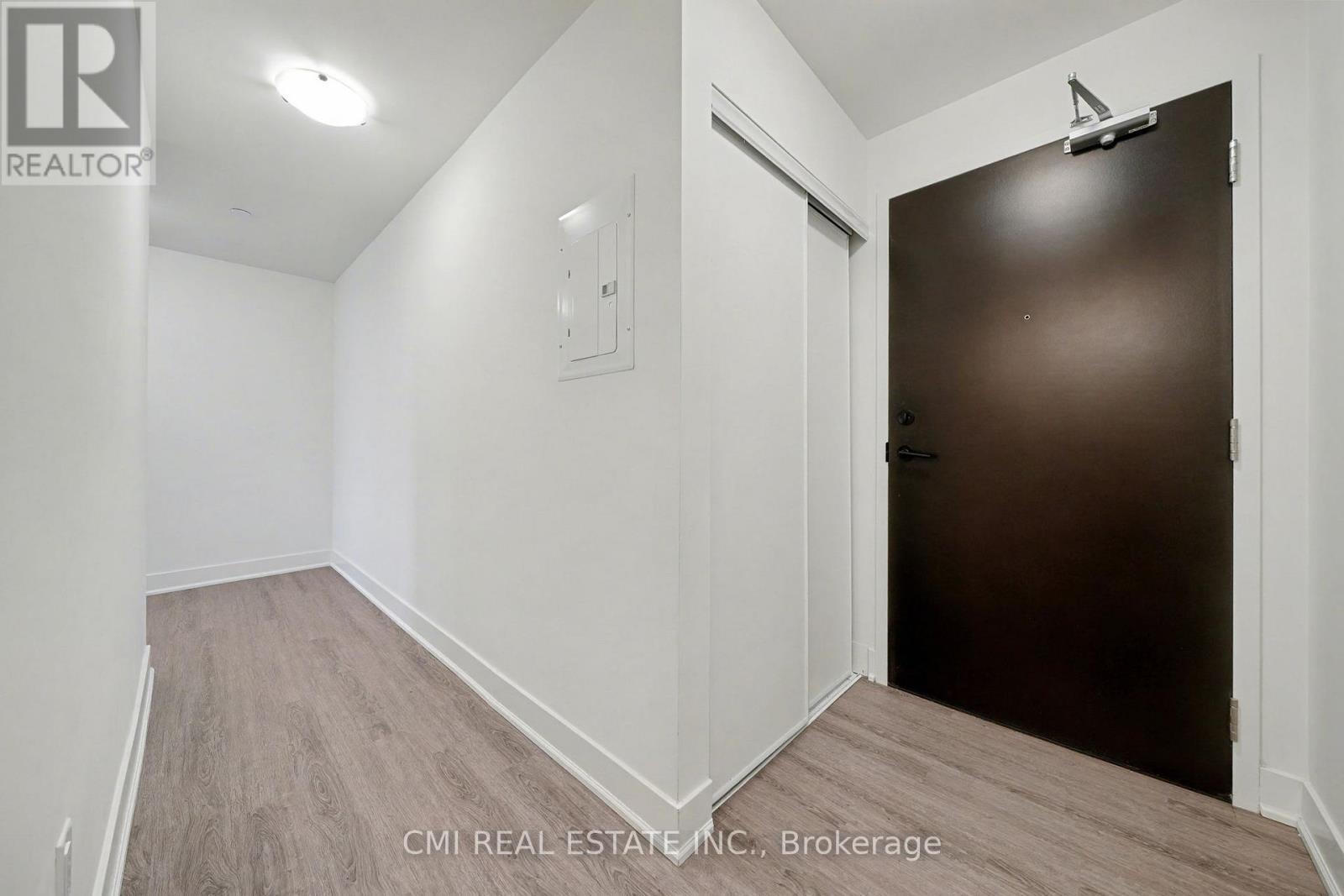 311 - 185 Deerfield Road N, Newmarket, ON - Indoor Photo Showing Other Room