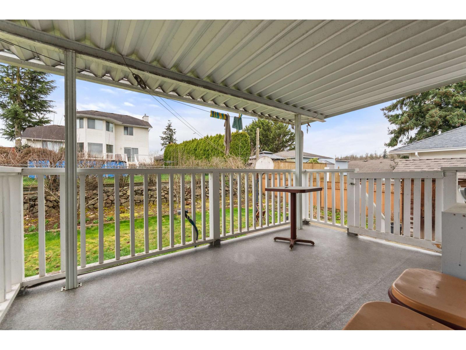 32110 Rogers Avenue, Abbotsford, BC - Outdoor With Deck Patio Veranda With Exterior