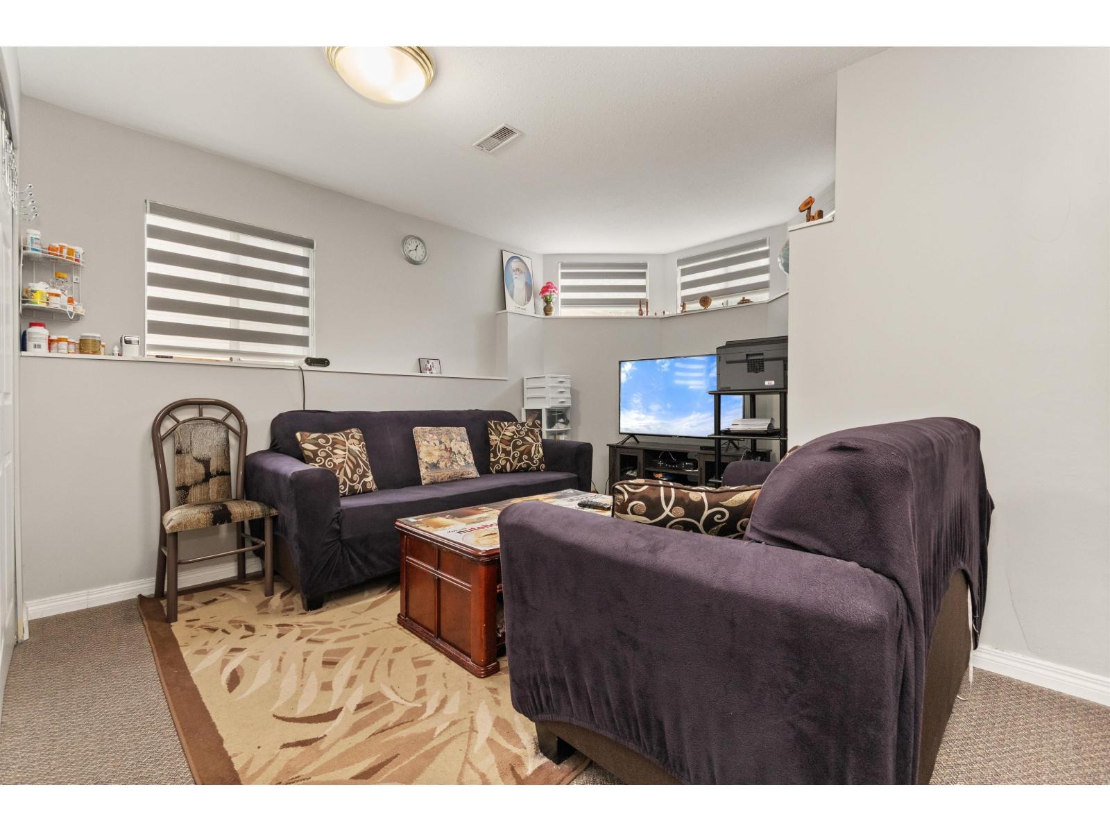 32110 Rogers Avenue, Abbotsford, BC - Indoor