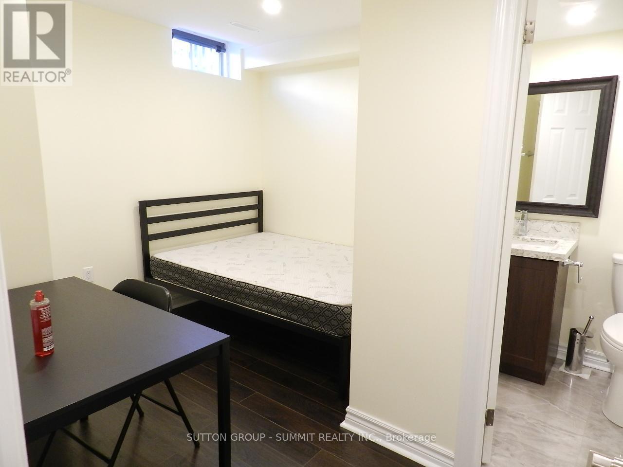 Bsmt, Room #2 - 3735 Pearlstone Drive, Mississauga, ON - Indoor