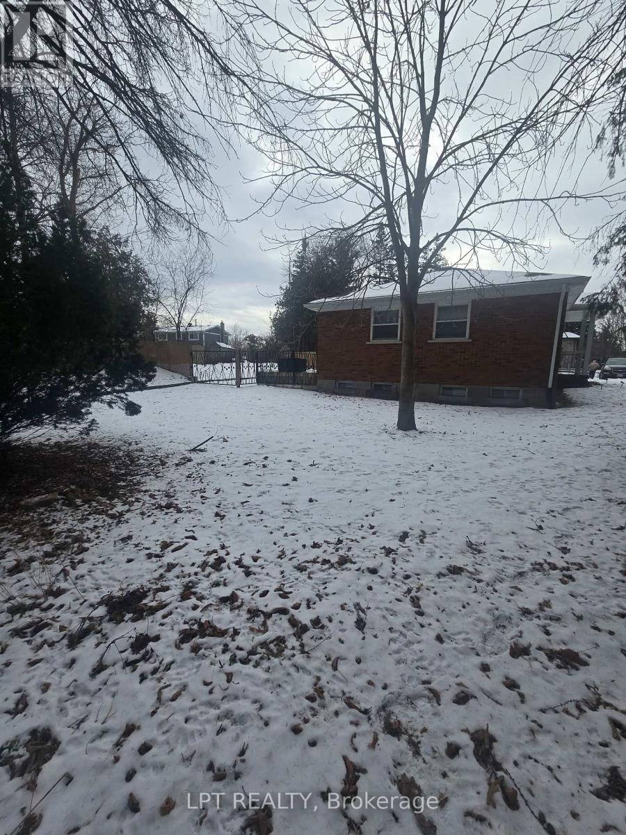 Unit A - 60 Norton Boulevard, Caledon, ON - Outdoor