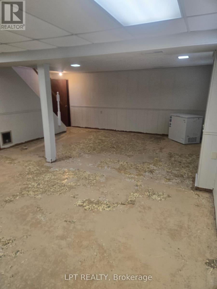 Unit A - 60 Norton Boulevard, Caledon, ON - Photo Showing Other Room