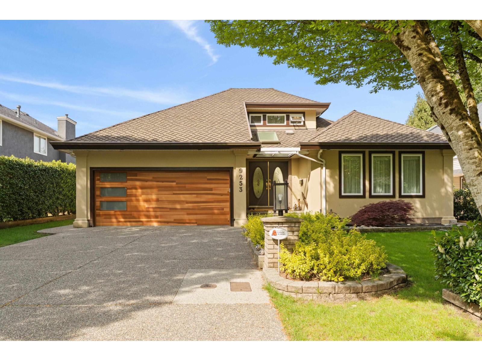 9253 203B Street, Langley, BC - Outdoor