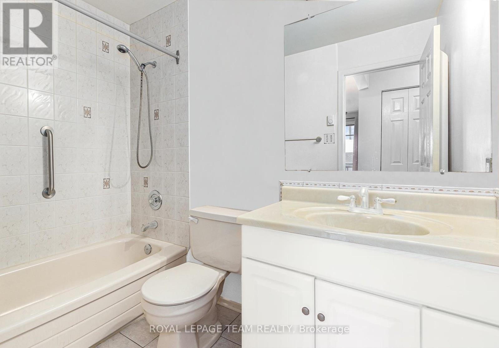 FULL BATH - C - 7 Harness Lane, Ottawa, ON