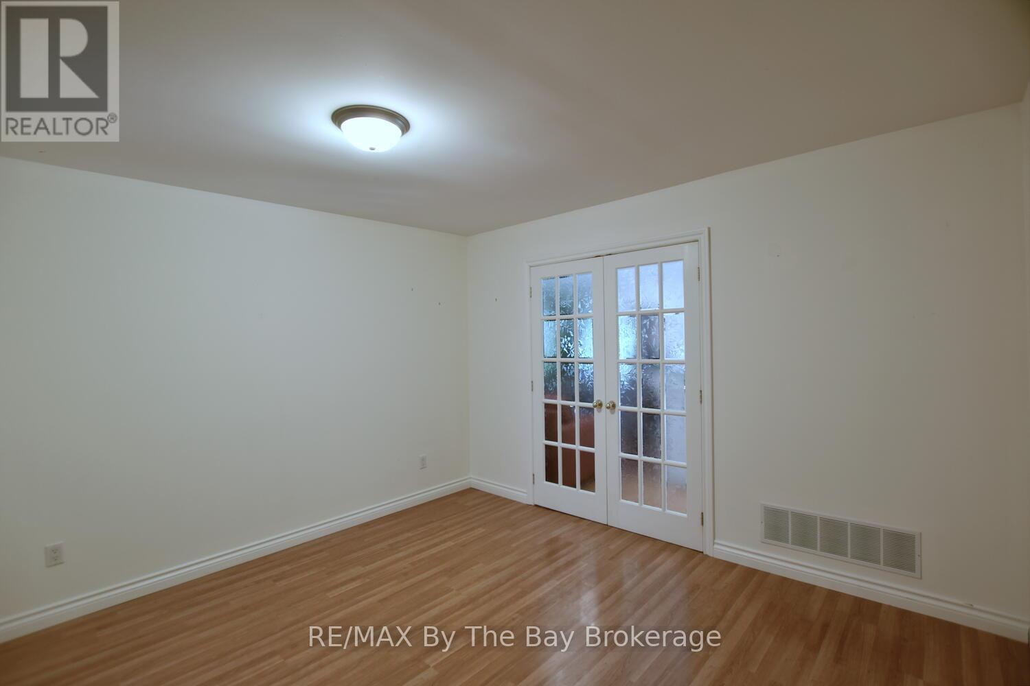 1327 River Road E, Wasaga Beach, ON - Indoor Photo Showing Other Room