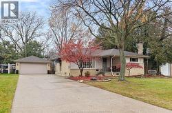 2701 CURRY Windsor, ON N9E 2S6