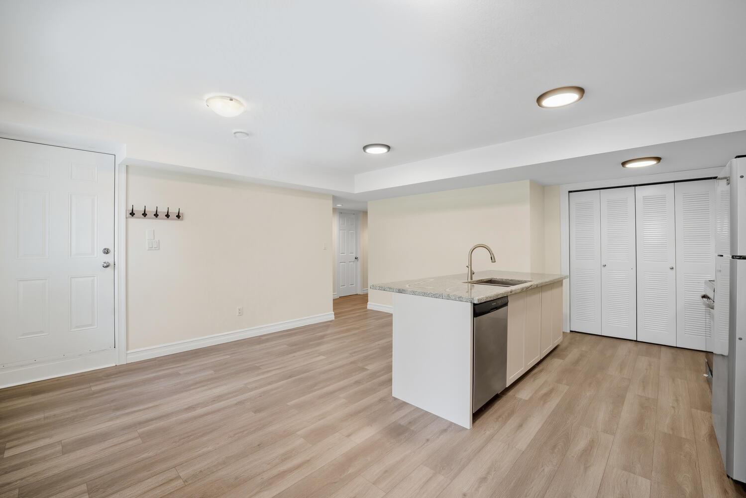 15 3495 147A Street, Surrey, BC - Indoor Photo Showing Other Room