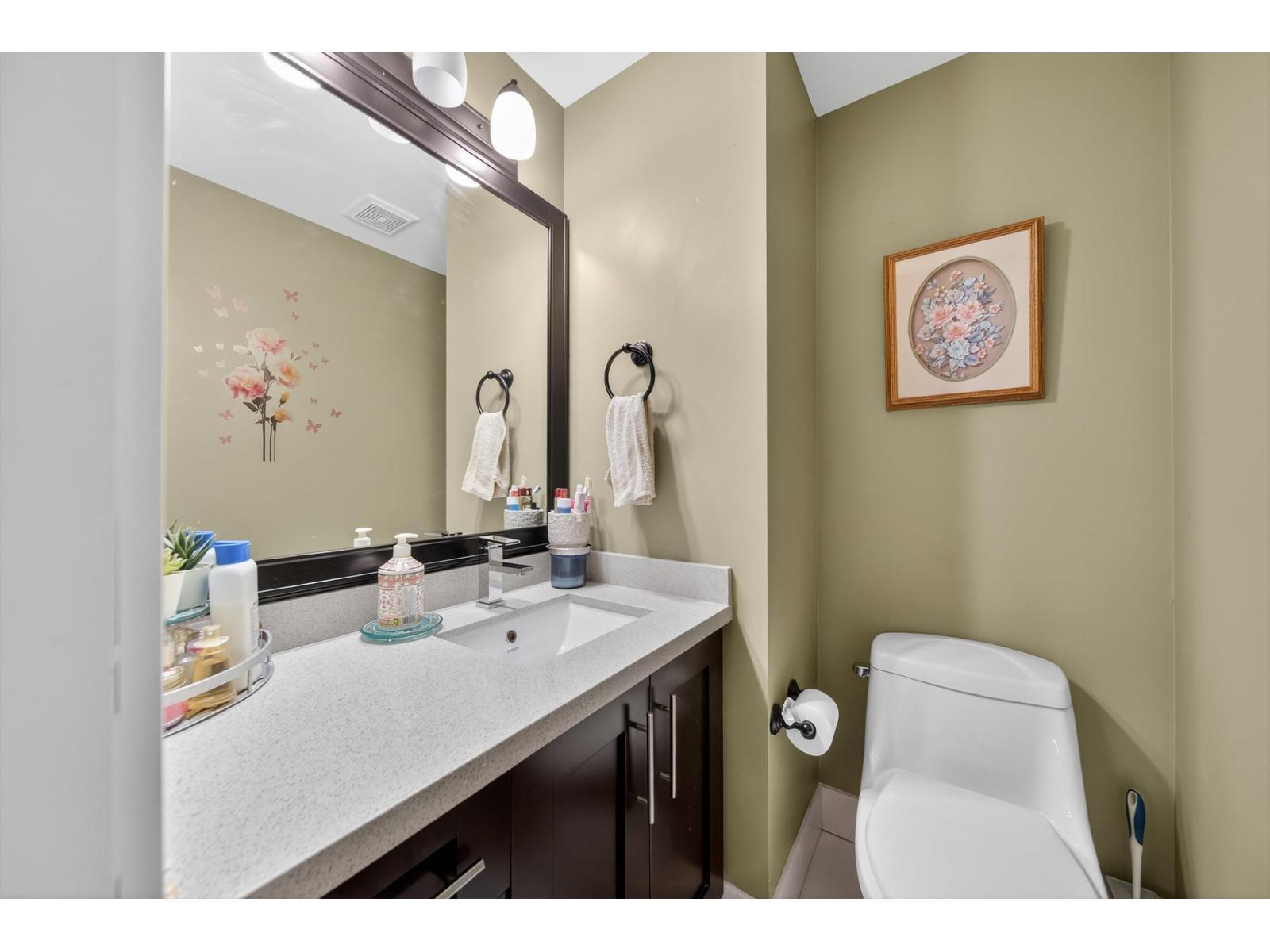 14191 60 Avenue, Surrey, BC - Indoor Photo Showing Bathroom