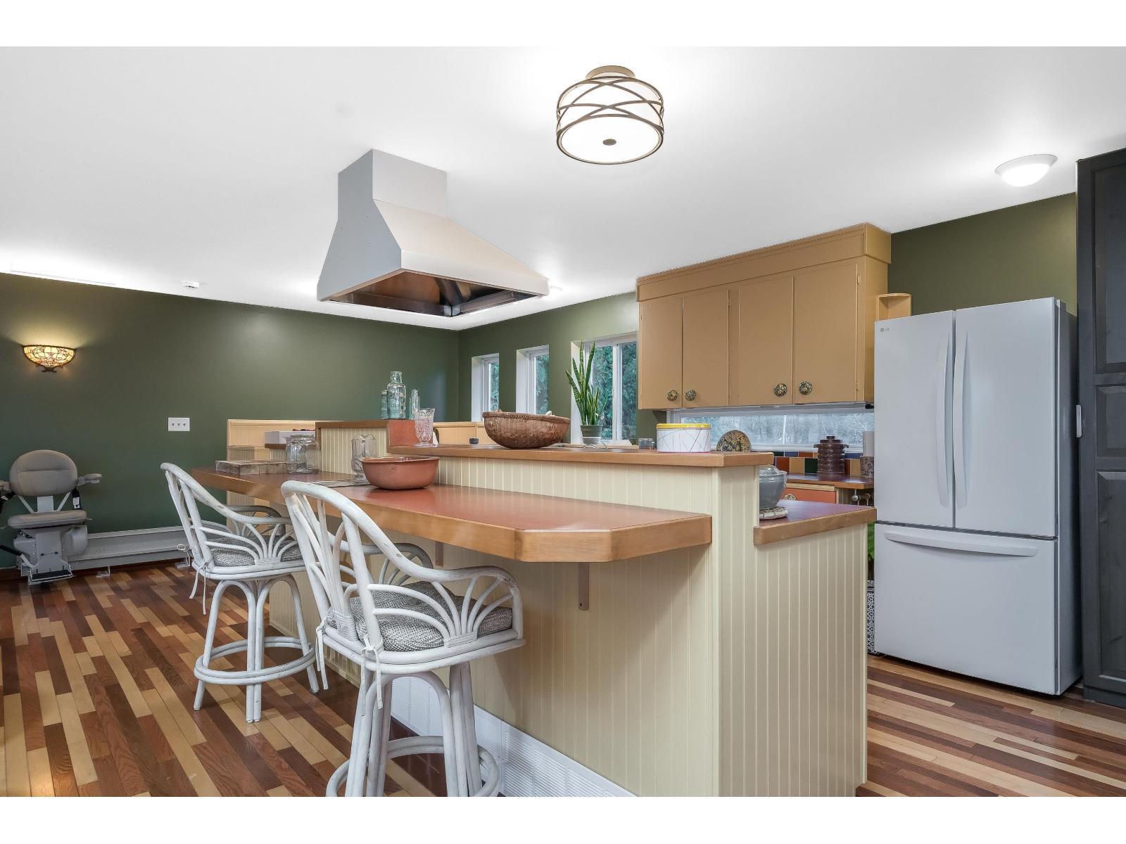 3011 184 Street, Surrey, BC - Indoor