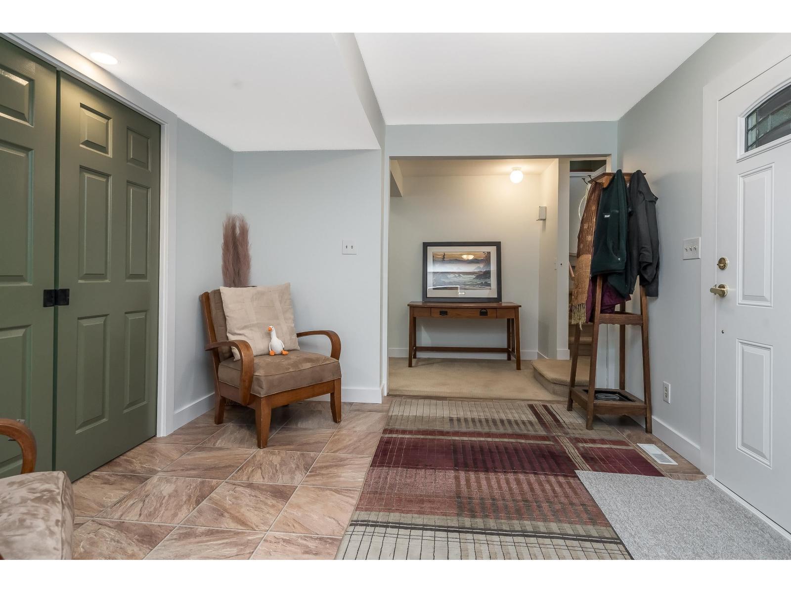 3011 184 Street, Surrey, BC - Indoor Photo Showing Other Room