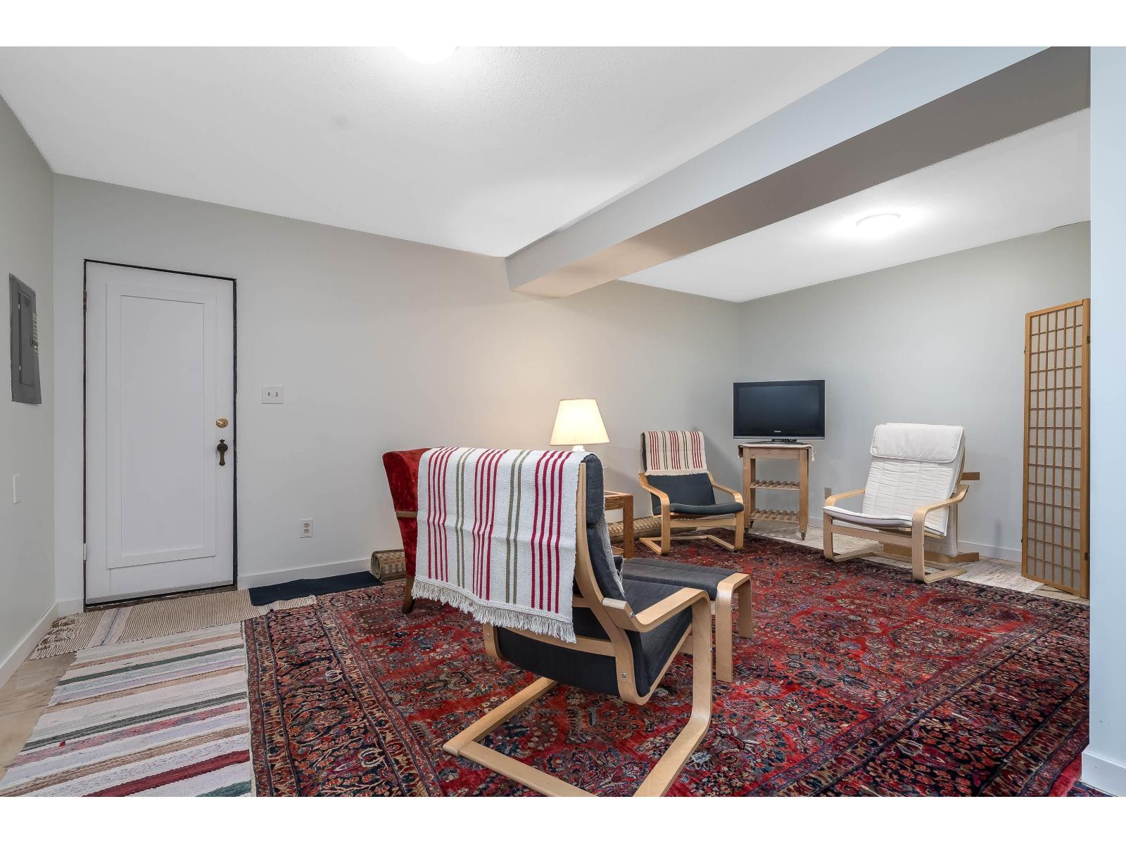 3011 184 Street, Surrey, BC - Indoor Photo Showing Other Room