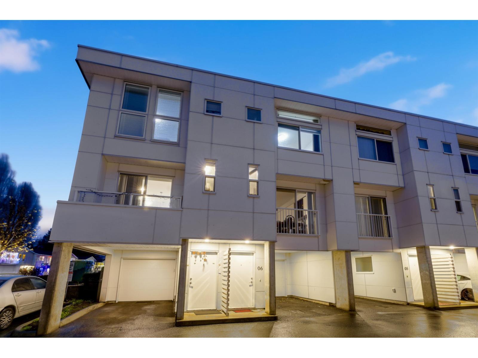 6 2505 Ware Street, Abbotsford, BC - Outdoor