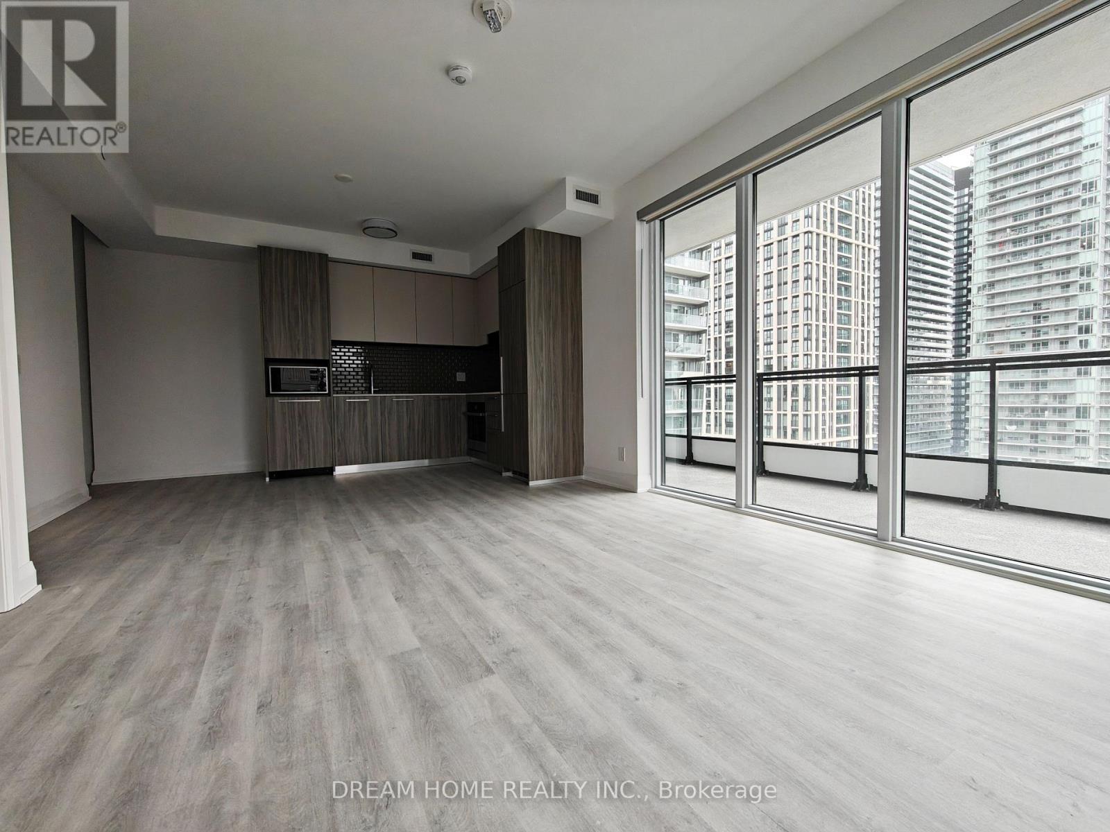 1205 - 65 Broadway Avenue, Toronto, ON - Indoor Photo Showing Other Room