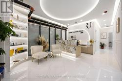 515 WILSON AVENUE Toronto, ON M3H 1V1