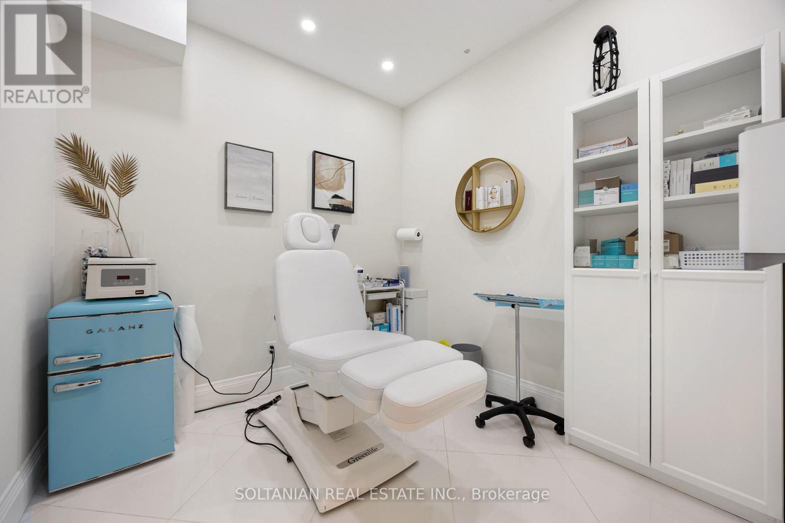 515 Wilson Avenue, Toronto, ON