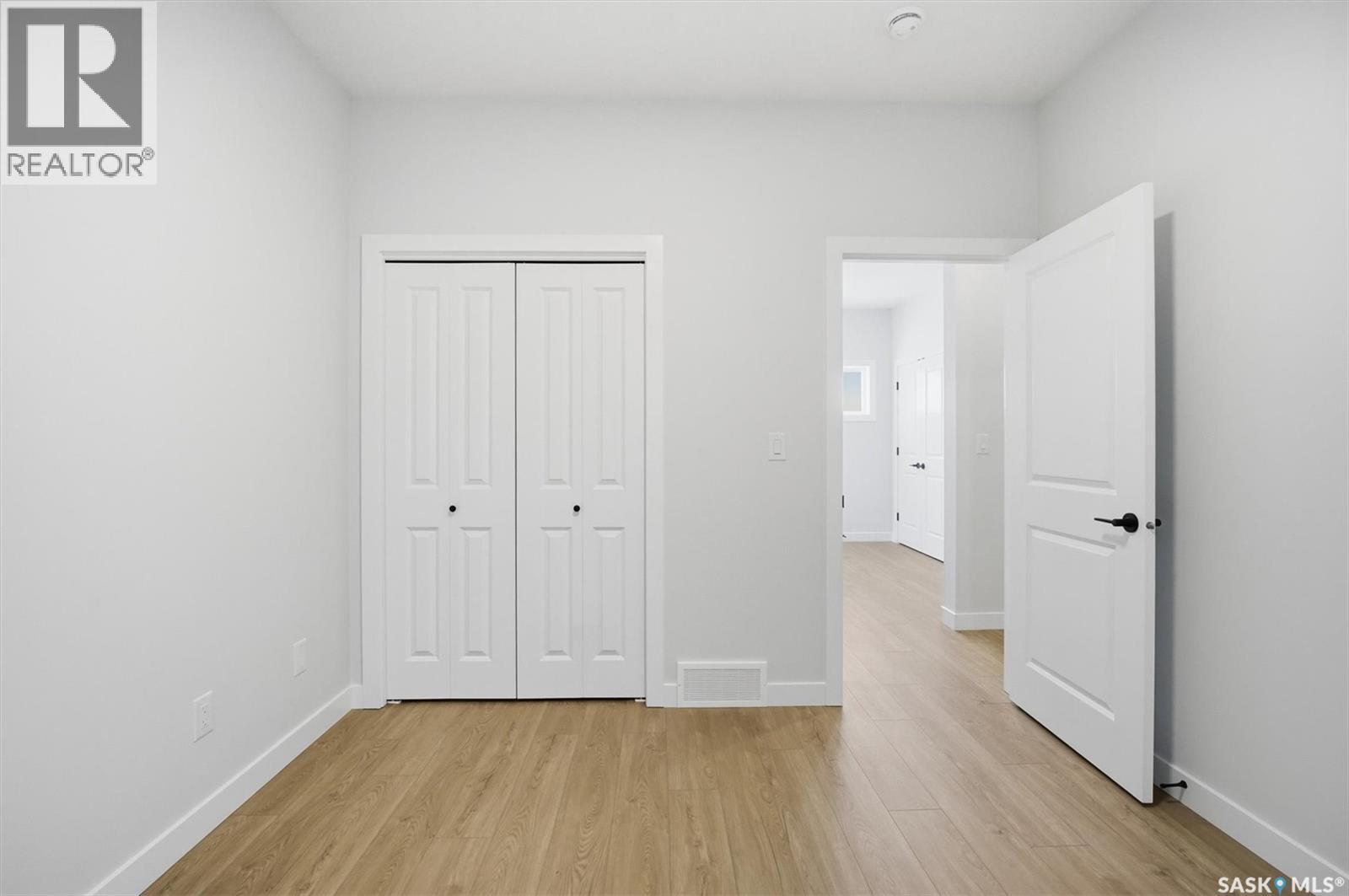 470 Cockcroft Place, Saskatoon, SK - Indoor