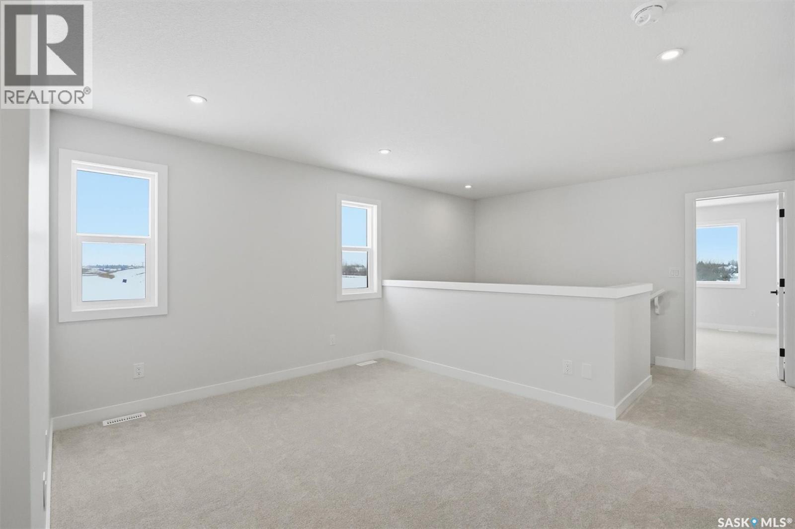 470 Cockcroft Place, Saskatoon, SK - Indoor Photo Showing Other Room