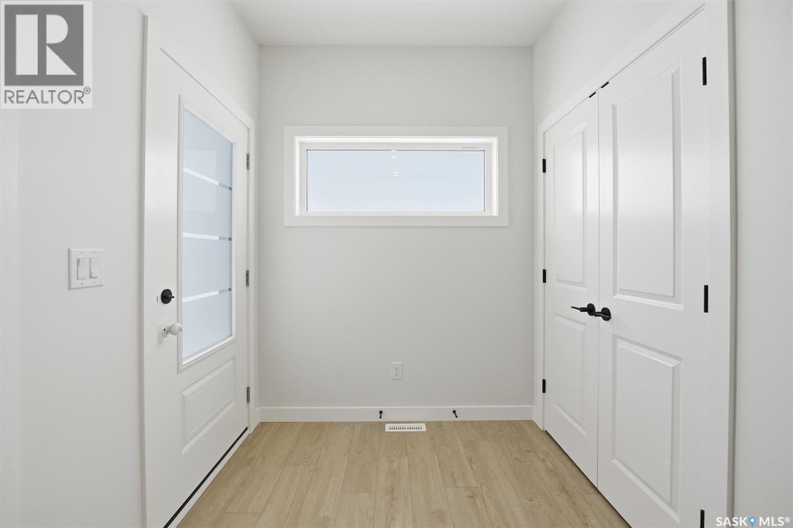 470 Cockcroft Place, Saskatoon, SK - Indoor Photo Showing Other Room