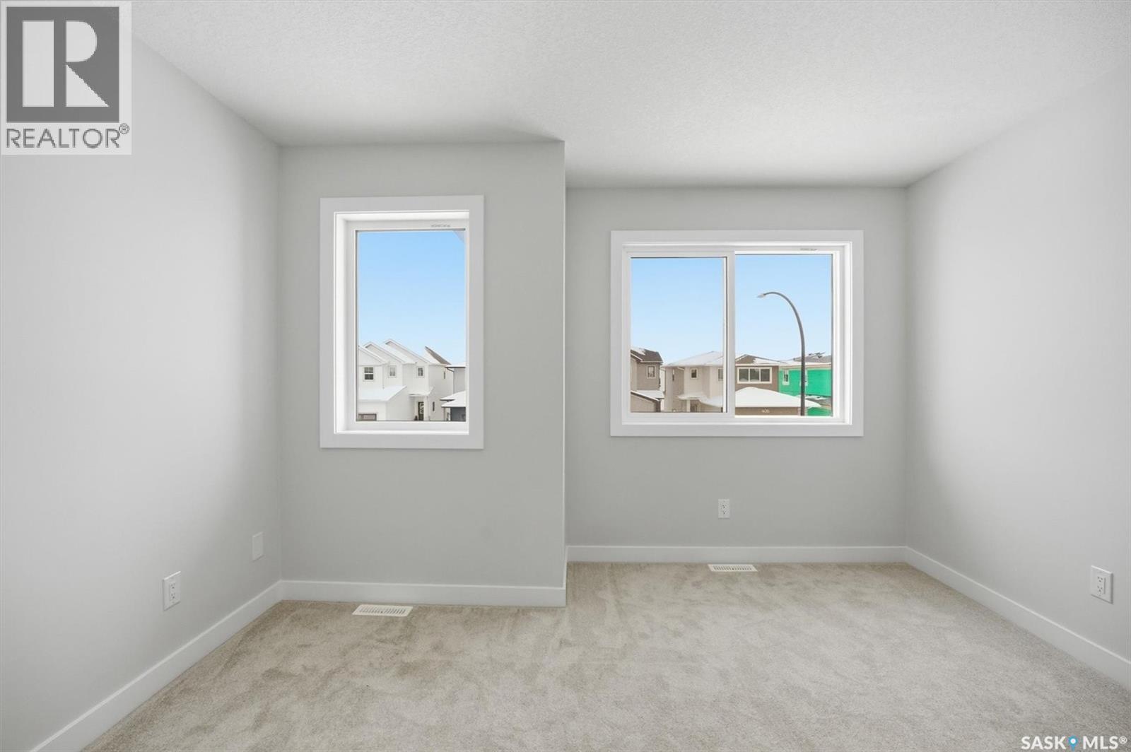 470 Cockcroft Place, Saskatoon, SK - Indoor Photo Showing Other Room