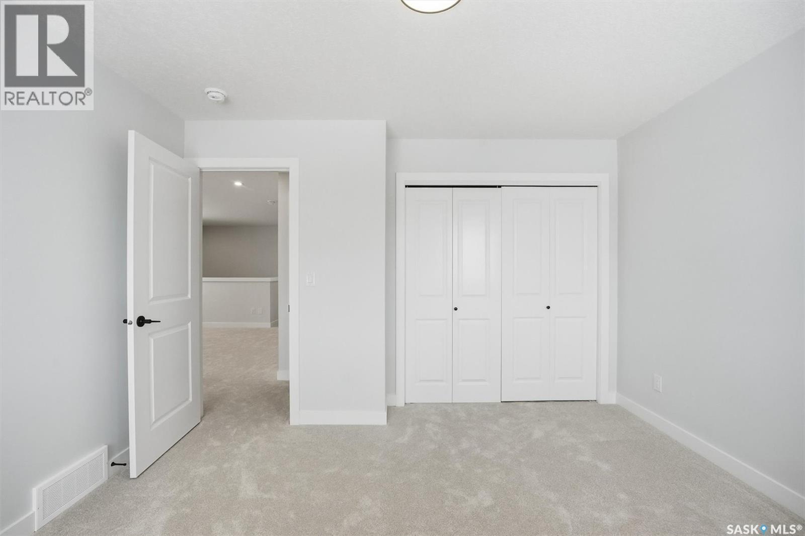 470 Cockcroft Place, Saskatoon, SK - Indoor Photo Showing Other Room