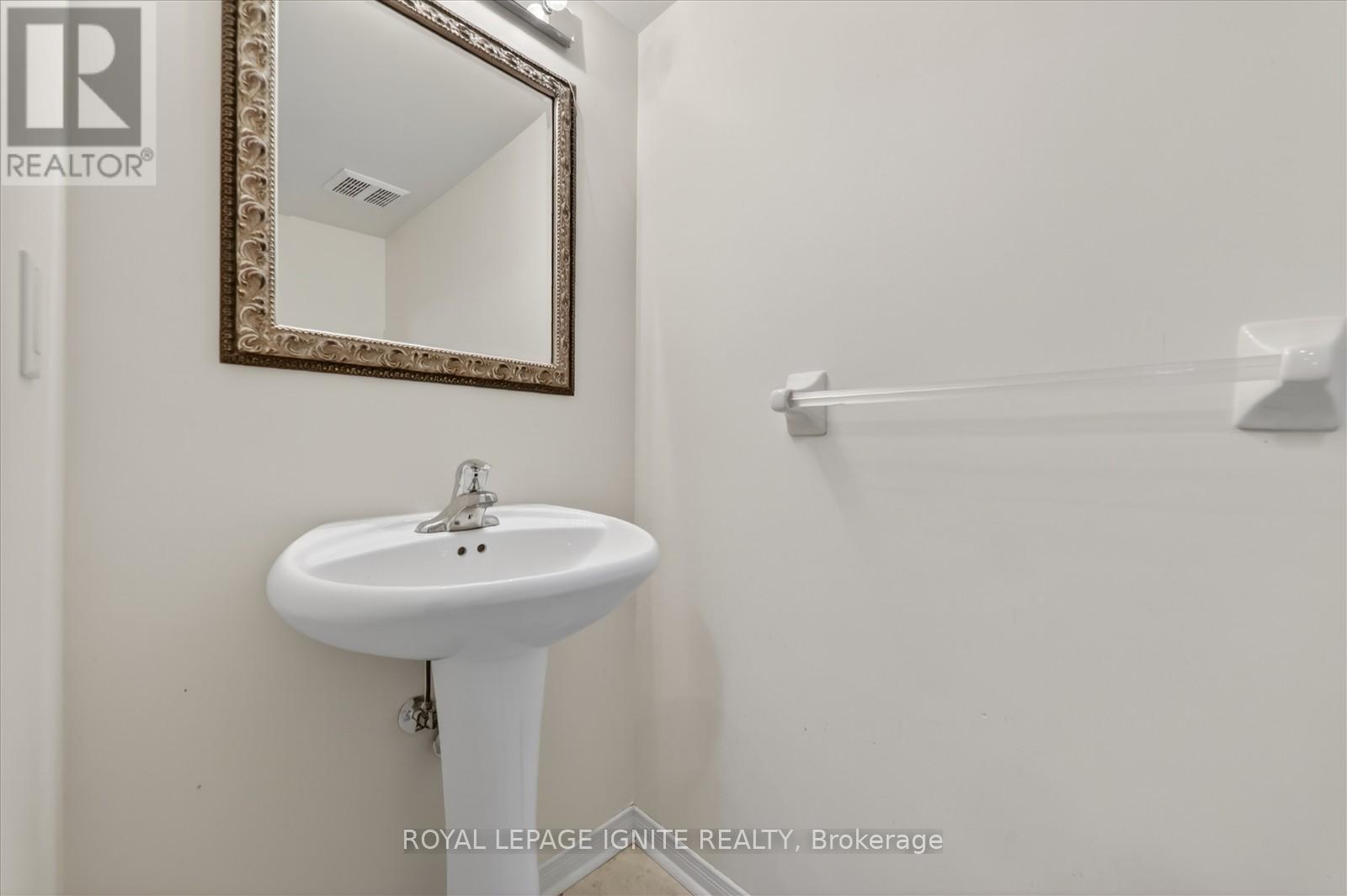 Main - 26 Rushworth Drive, Ajax, ON - Indoor Photo Showing Bathroom