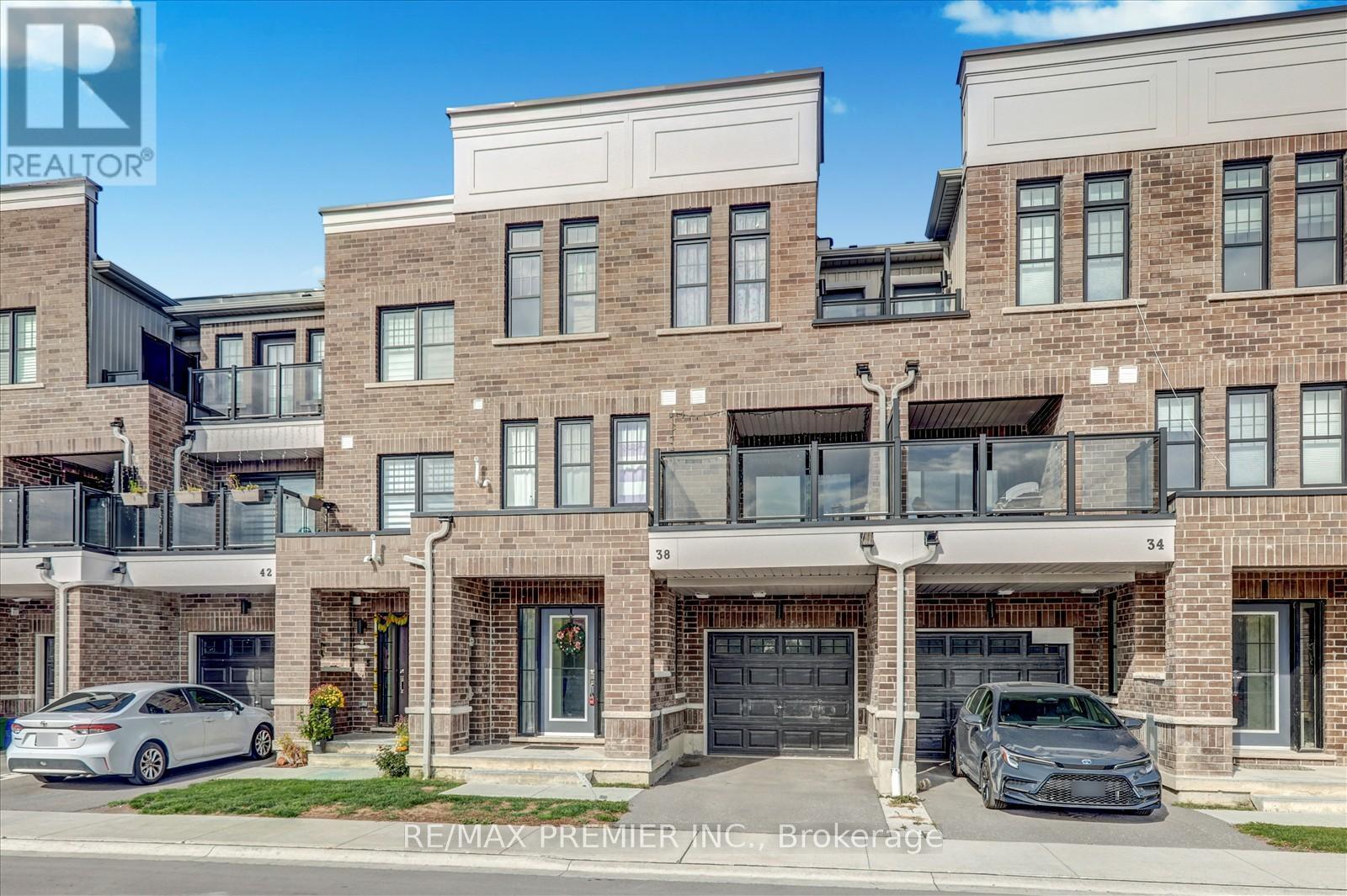 38 King William Way, Clarington, ON - Outdoor With Facade