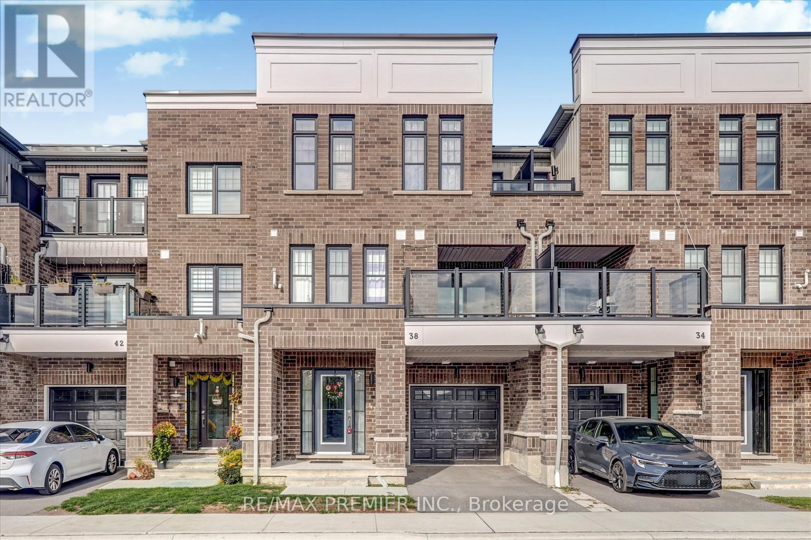 38 King William Way, Clarington, ON - Outdoor With Facade