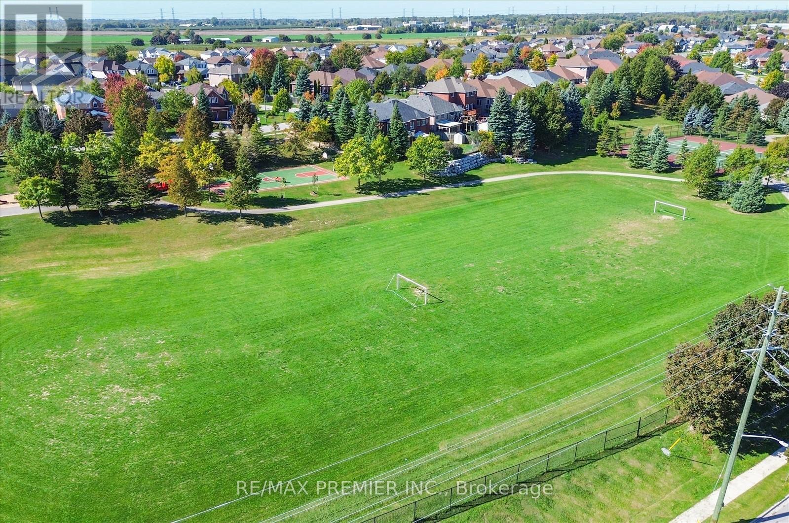 38 King William Way, Clarington, ON - Outdoor With View