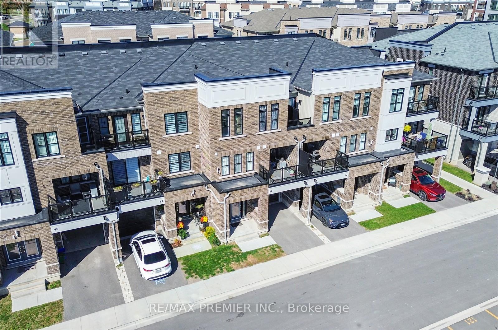 38 King William Way, Clarington, ON - Outdoor With Facade