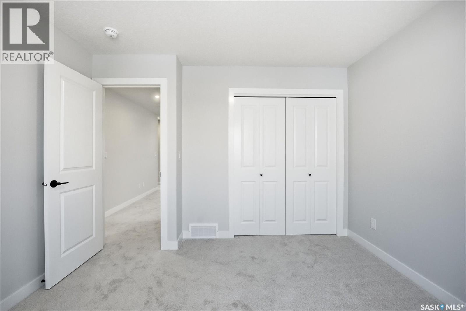 422 Cockcroft Place, Saskatoon, SK - Indoor