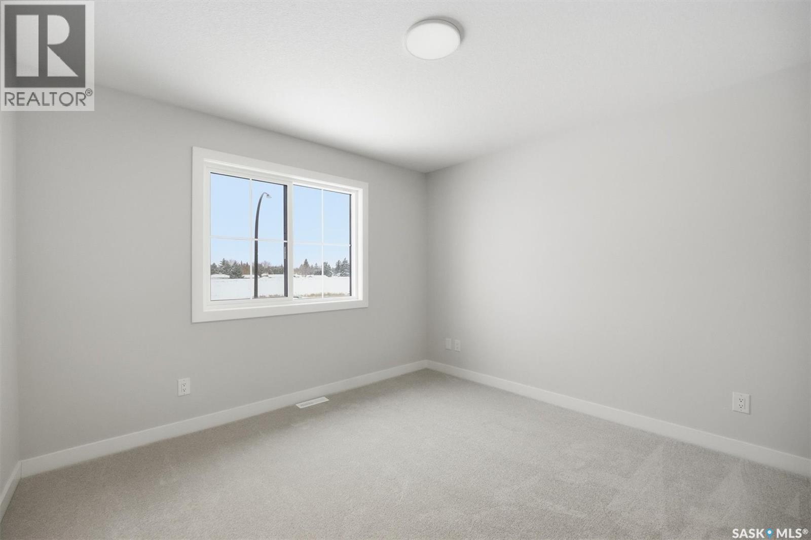 422 Cockcroft Place, Saskatoon, SK - Indoor Photo Showing Other Room