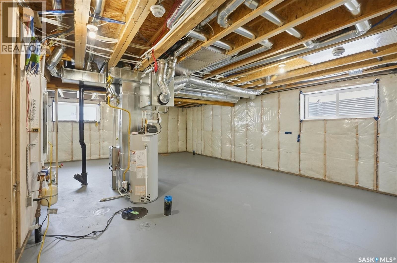 422 Cockcroft Place, Saskatoon, SK - Indoor Photo Showing Basement