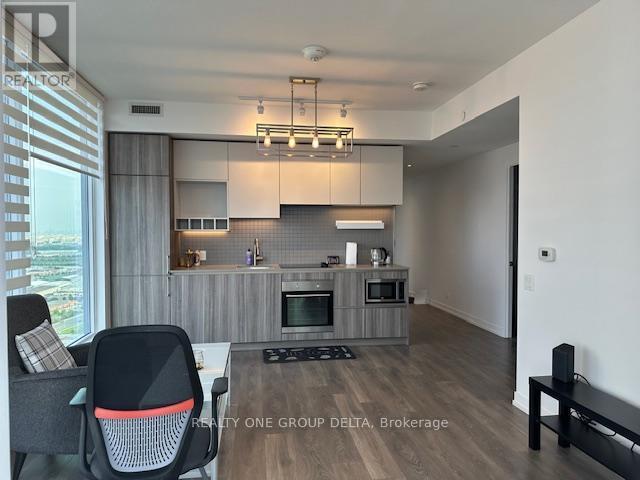 4002 - 898 Portage Master Bedrm Parkway W, Vaughan, ON - Indoor