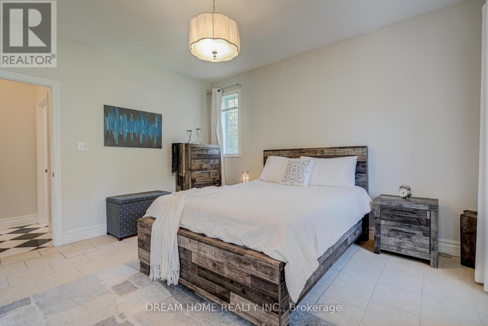 1119 Sajnovic Place, Ramara, ON - Indoor Photo Showing Bedroom