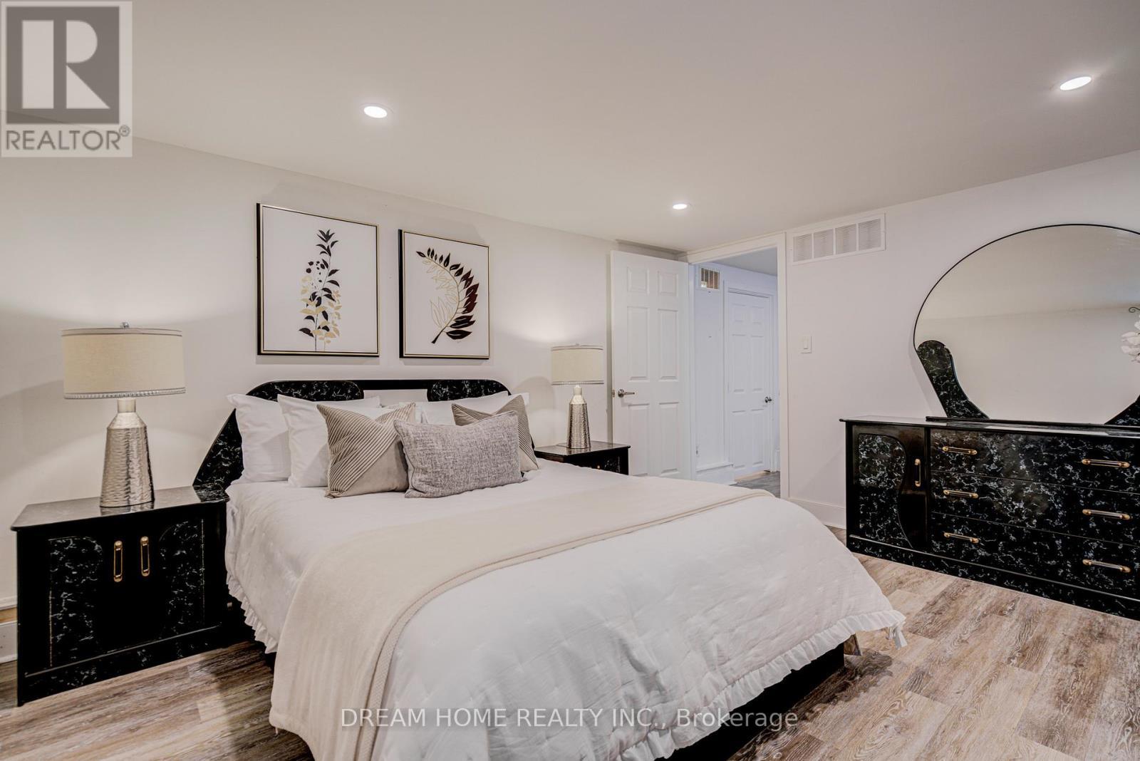 1119 Sajnovic Place, Ramara, ON - Indoor Photo Showing Bedroom