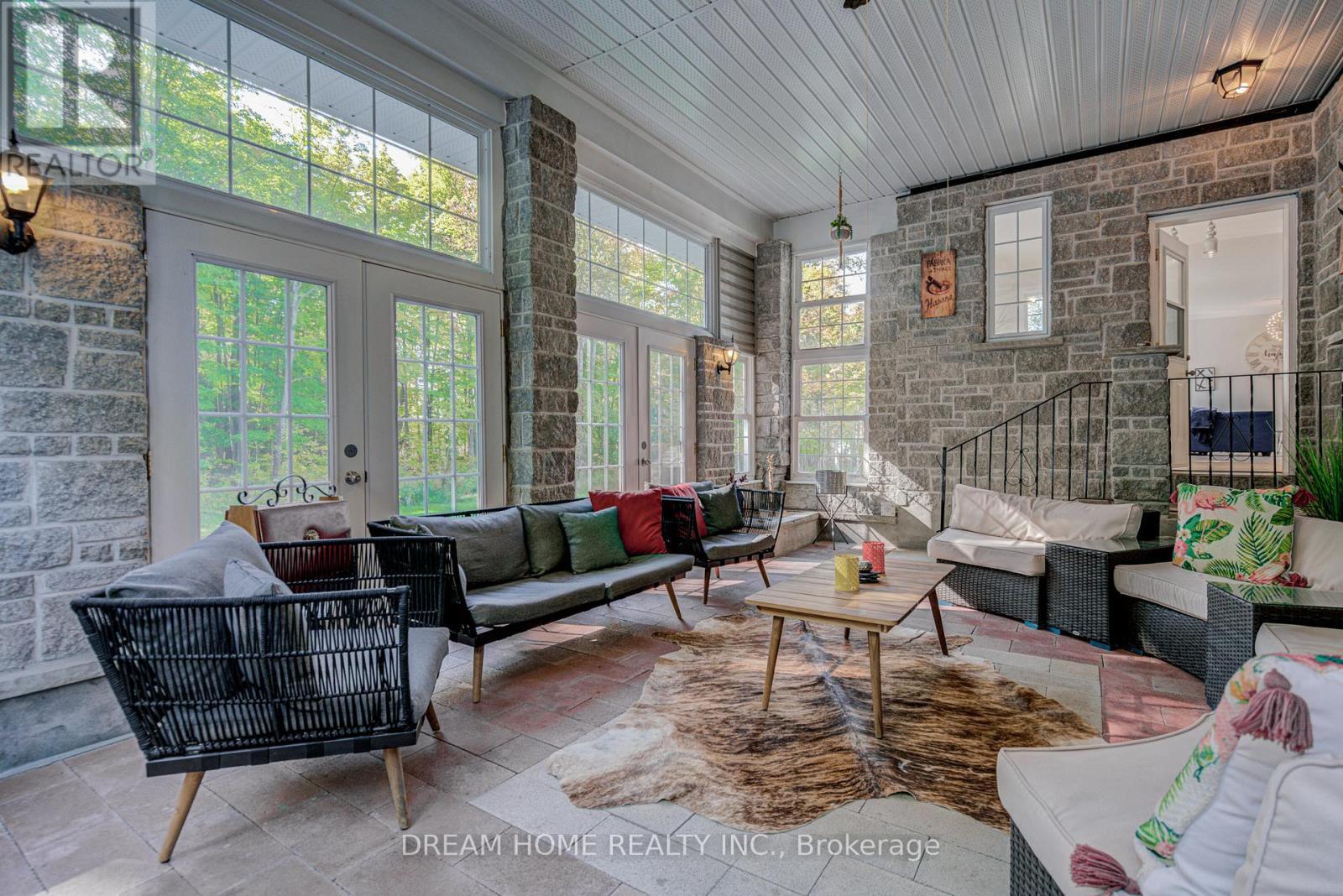 1119 Sajnovic Place, Ramara, ON -