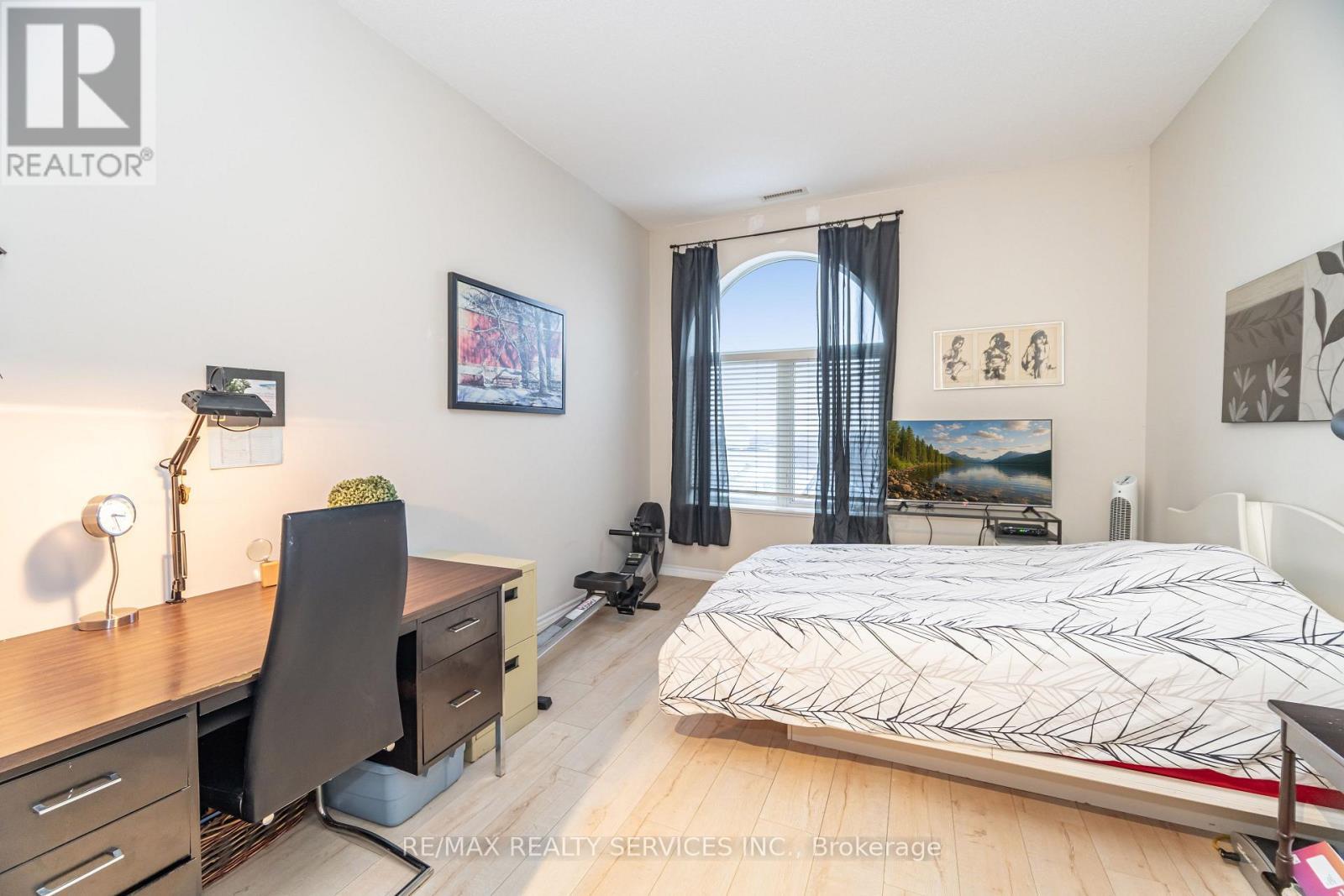 703 - 7 Dayspring Circle, Brampton, ON - Indoor Photo Showing Bedroom