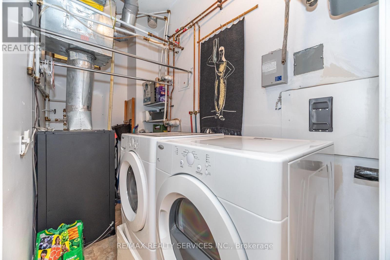 703 - 7 Dayspring Circle, Brampton, ON - Indoor Photo Showing Laundry Room