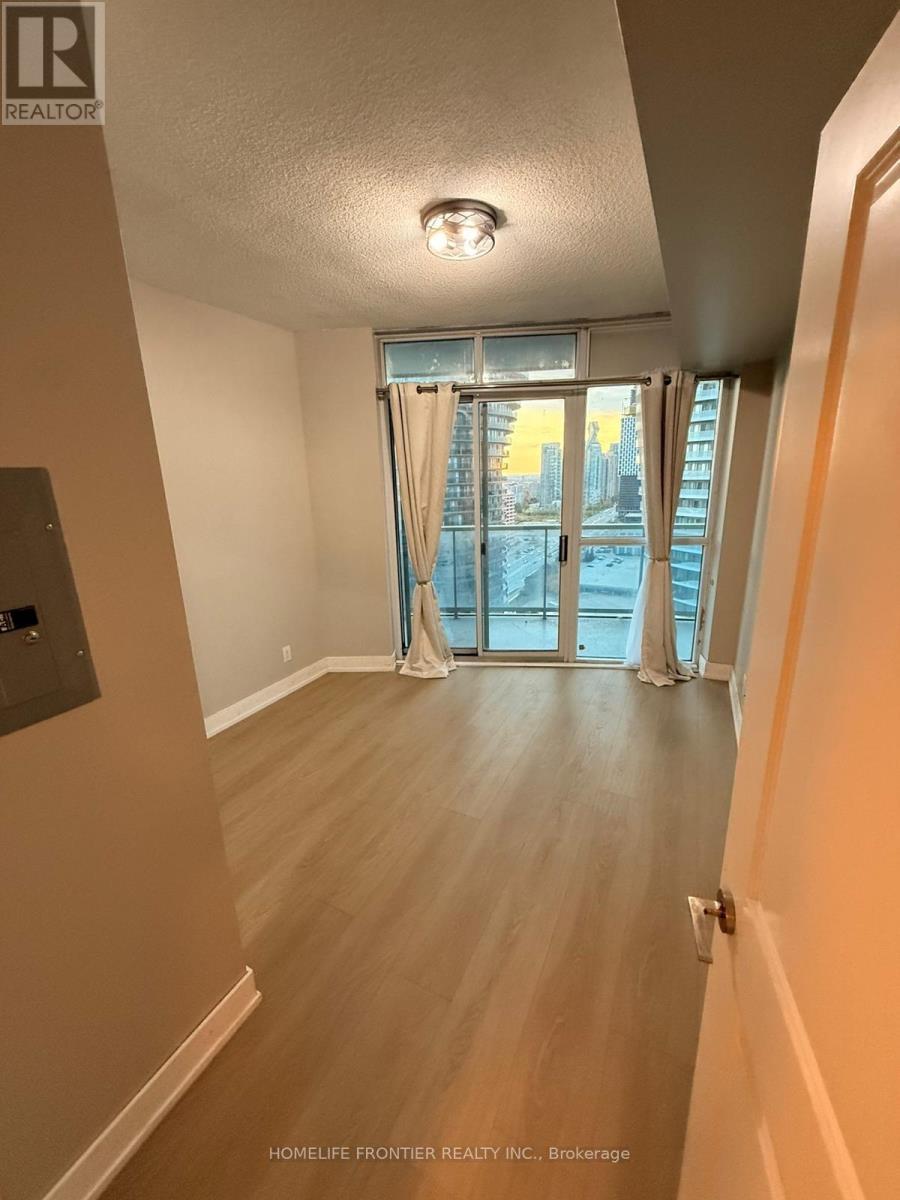 2607 - 80 Absolute Avenue, Mississauga, ON - Indoor Photo Showing Other Room