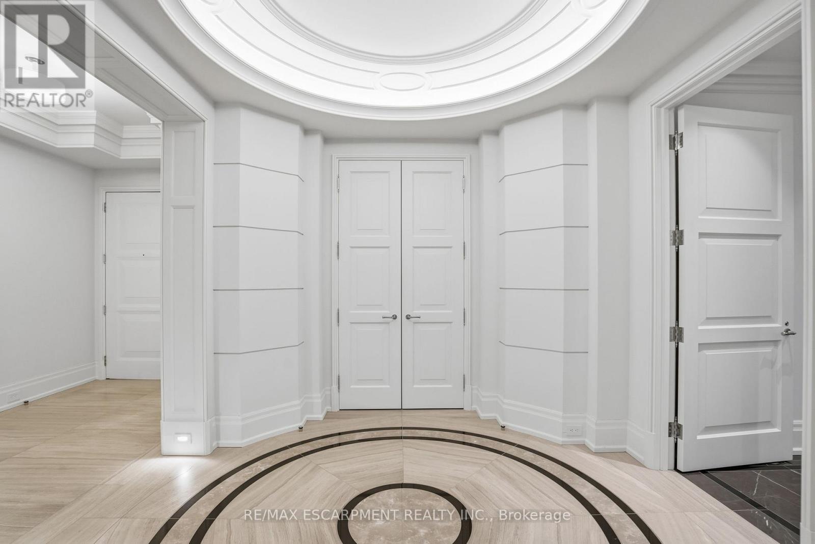 312 - 300 Randall Street, Oakville, ON - Indoor Photo Showing Other Room