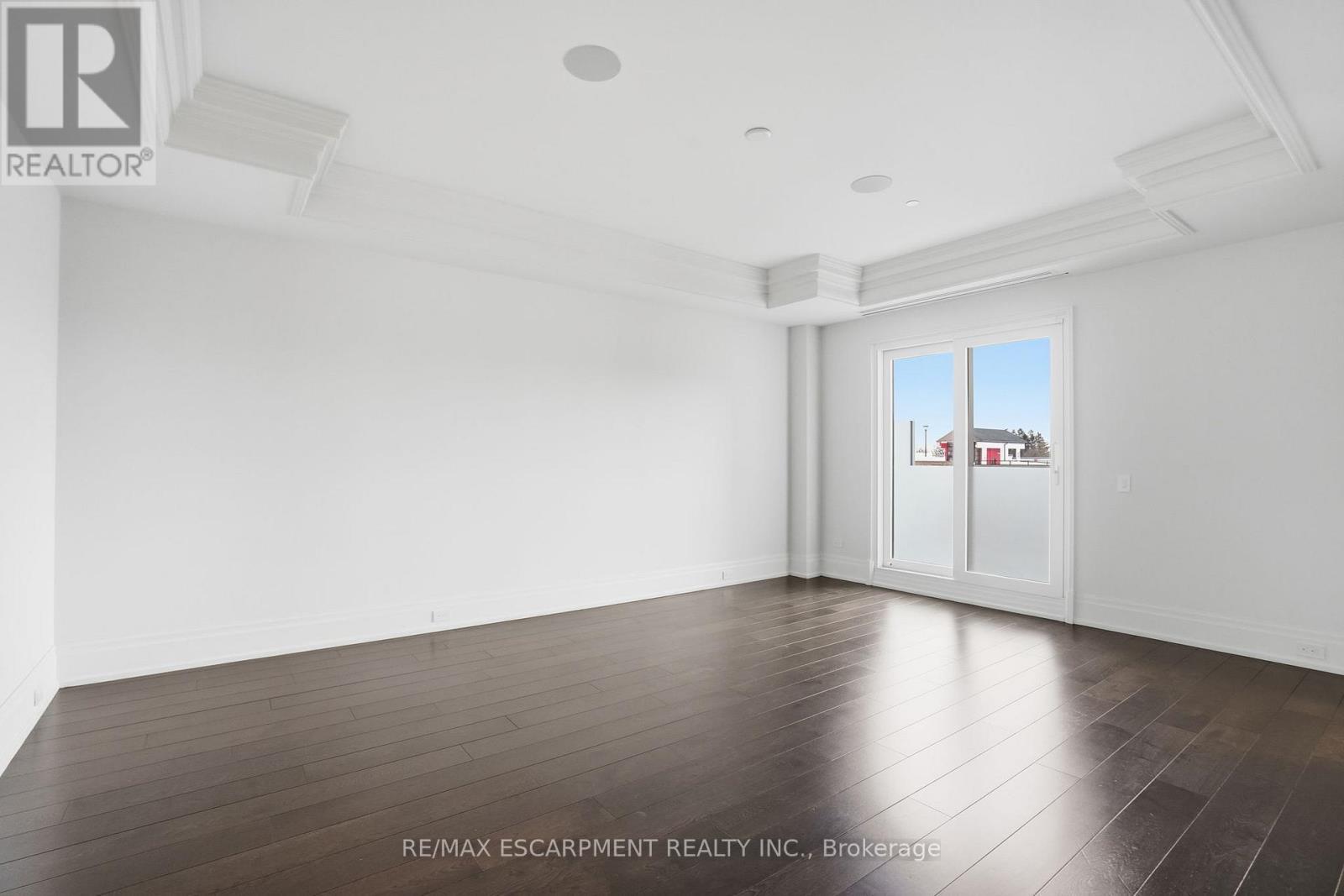 312 - 300 Randall Street, Oakville, ON - Indoor Photo Showing Other Room