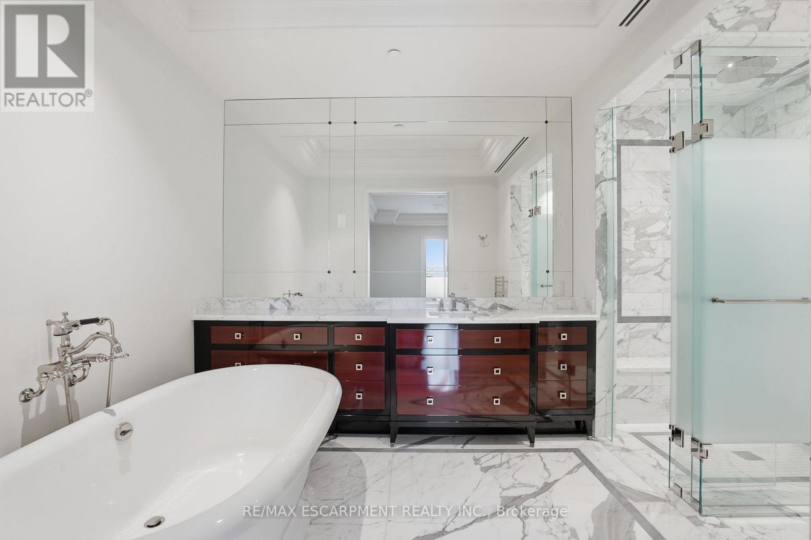 312 - 300 Randall Street, Oakville, ON - Indoor Photo Showing Bathroom