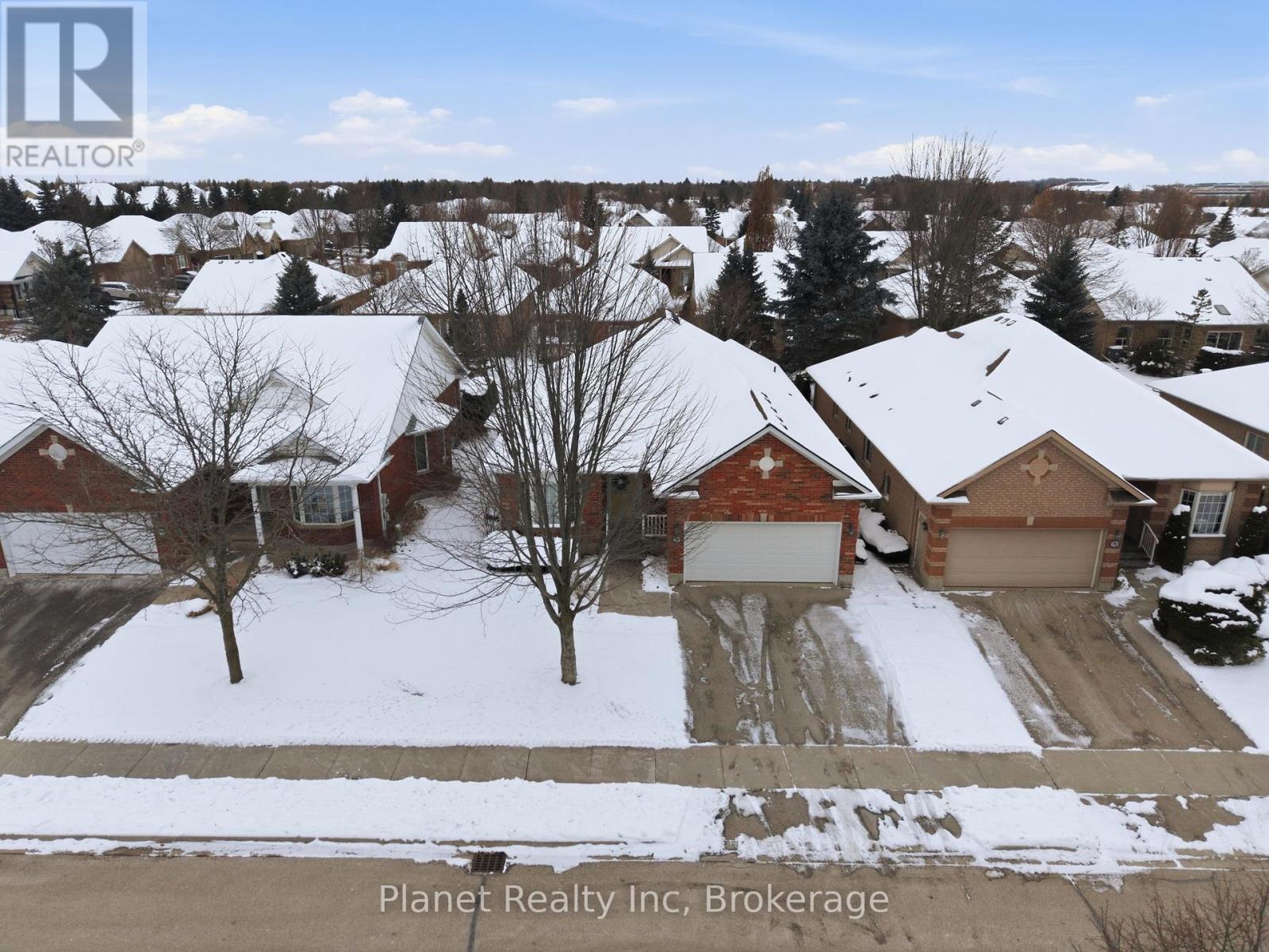 97 Basswood Drive, Guelph (Village By The Arboretum), ON - Outdoor