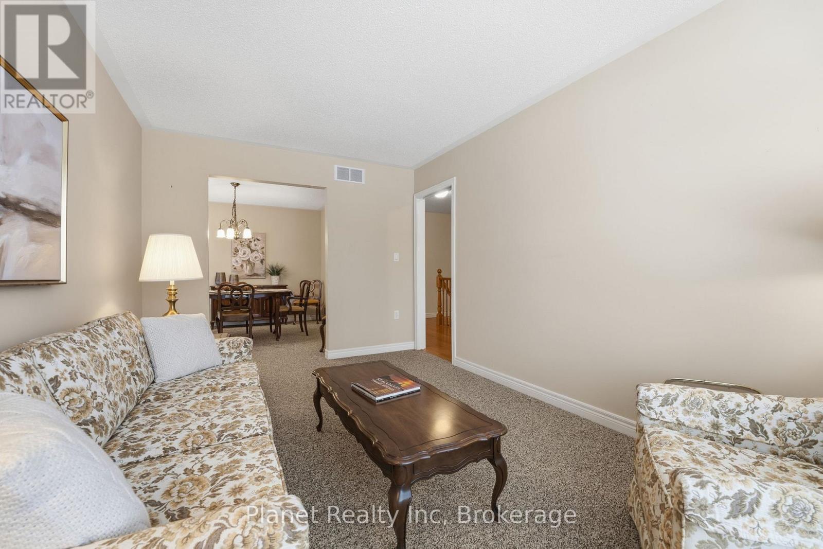 97 Basswood Drive, Guelph (Village By The Arboretum), ON - Indoor Photo Showing Living Room