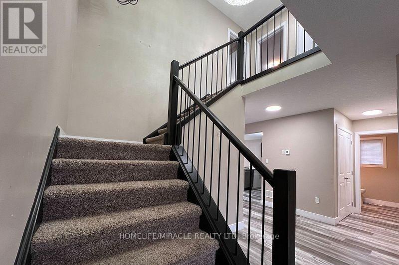 151 Agnes Street, Thames Centre, ON - Indoor Photo Showing Other Room