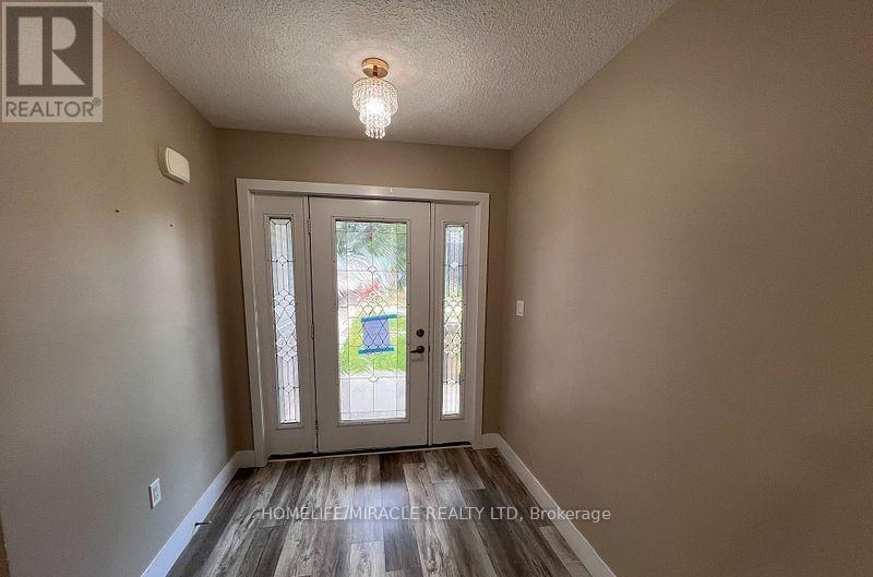 151 Agnes Street, Thames Centre, ON - Indoor Photo Showing Other Room