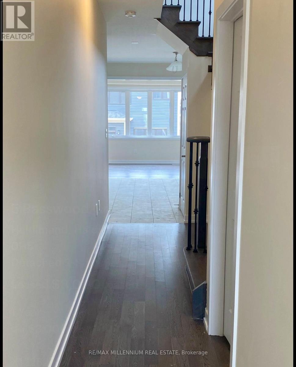 5 Basswood Crescent, Haldimand, ON - Indoor Photo Showing Other Room